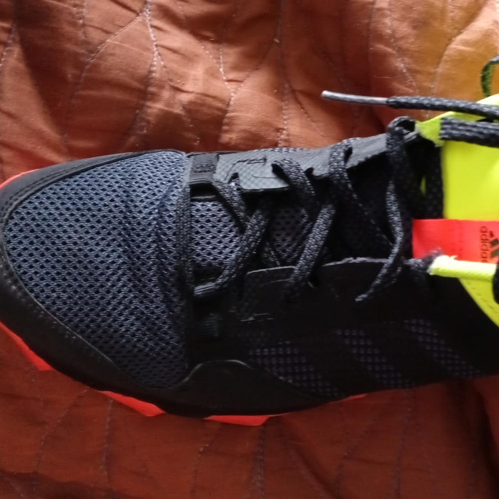 adidas - Picture 4 of 5